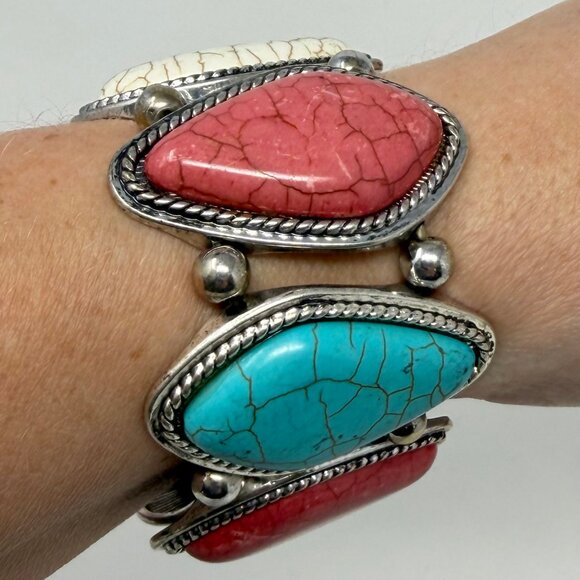 Southwestern Chunky Faux Turquoise Stretch Bracelet Stones Beads Blue Red White - Picture 2 of 9